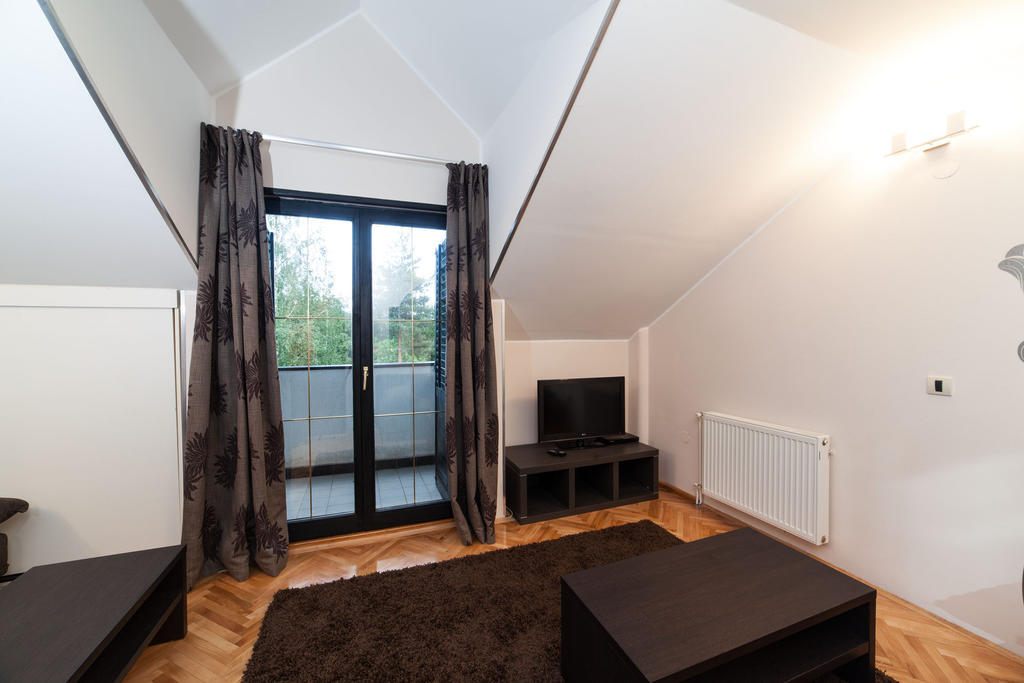 Apartments Neivado Zlatibor Bilik gambar